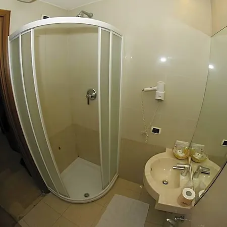 Nettuno Hotel Milan