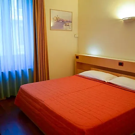 Hotel Losanna 3*
