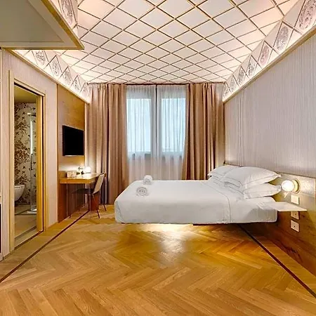 Qc Porta Romana 4* Milan