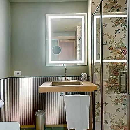 Qc Porta Romana 4*