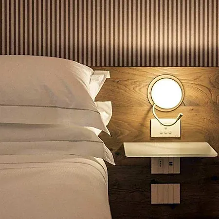 Qc Porta Romana Hotel 4*