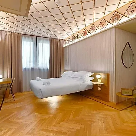 Qc Porta Romana Hotel 4*