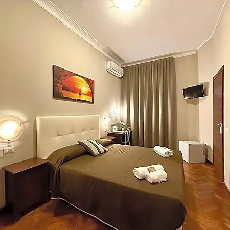 Carlo Goldoni Hotel Milan