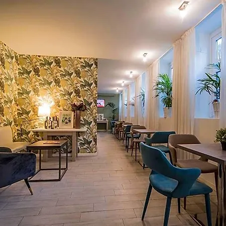 Hotel Zara 3*