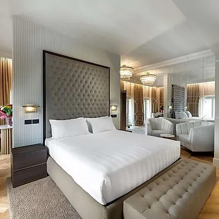 The Glamore Duomo Hotel