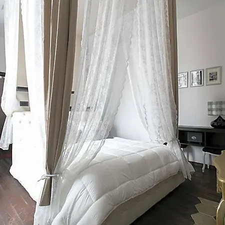 Dei Mercanti Aparthotel