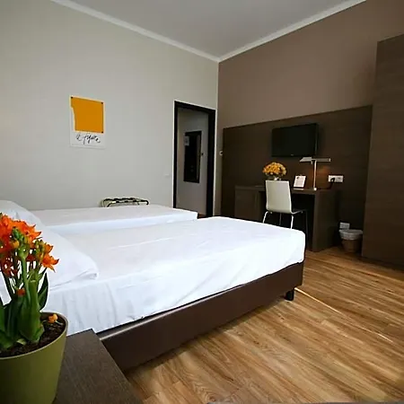 Oro Blu 4*