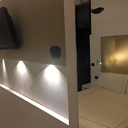 Agape Aa Hotel Milaan