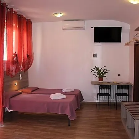 Adelchi Otel