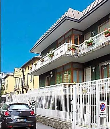 Villamelchiorre 1 Guest house Milan
