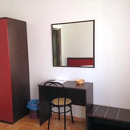 Villamelchiorre 1 Guest house Milan