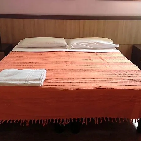 Villamelchiorre 1 Guest house Milan