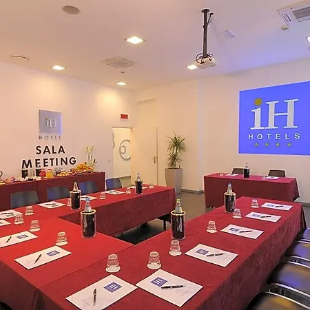 Hotel Ih Lorenteggio 4*