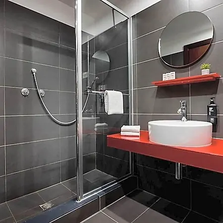Ih Watt 13 4* Milano
