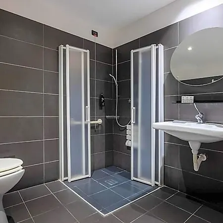 Hotel Ih Watt 13 Milano