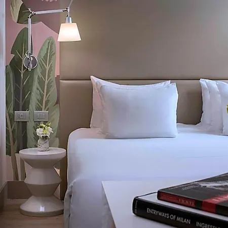 Hotel Nh Collection Touring