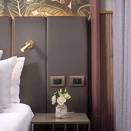 Hotel Nh Collection Touring