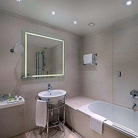 Hotel Nh Collection Porta Nuova 4*