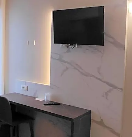 Mistral Hotel