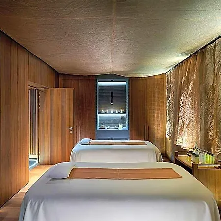 Mandarin Oriental,