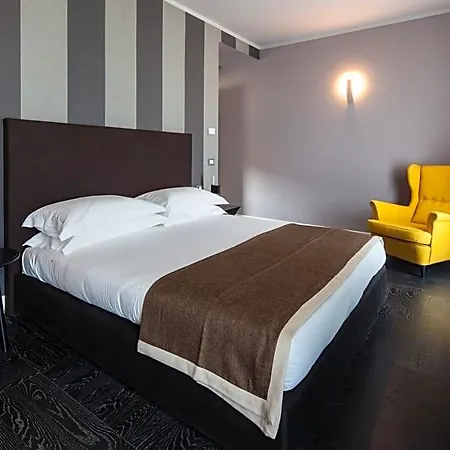 Fifty House Hotel