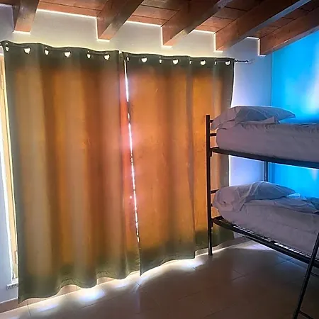 Mrhostel * Milan