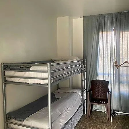 Mrhostel Milan