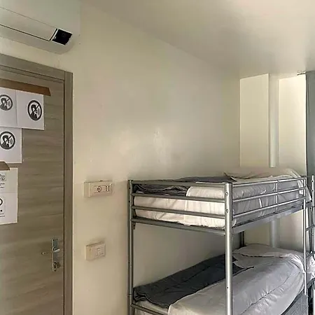 Mrhostel Auberge de jeunesse *