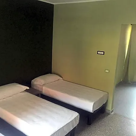 Mrhostel * Milan