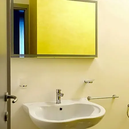 Hostmate - - Vespri Siciliani 3*