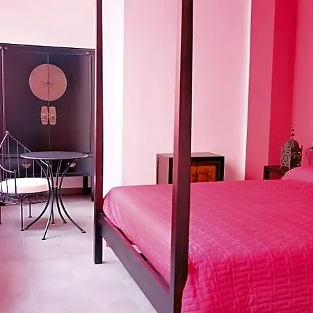 Hostmate - - Vespri Siciliani ميلان