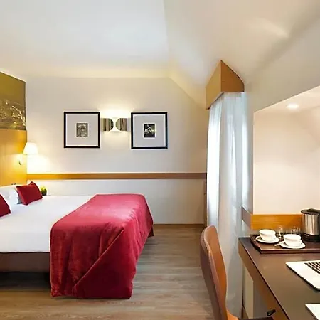 Starhotels Tourist Hotel