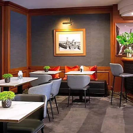 Starhotels Tourist Hotel 4*