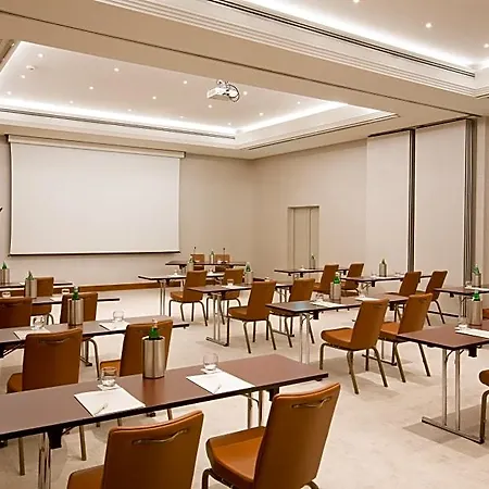 Starhotels Tourist Mediolan