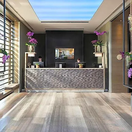Starhotels Echo Hotel 4*