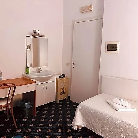 Hotel My