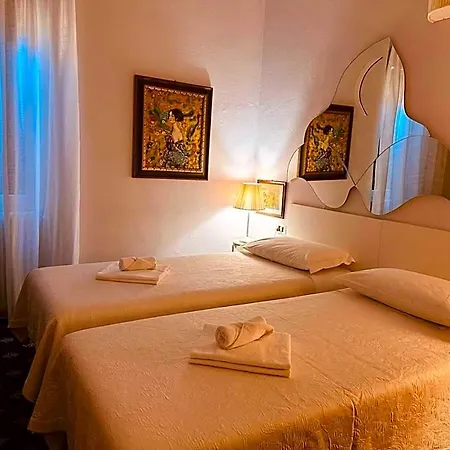 Hotel My