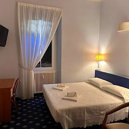 My Hotel 2*