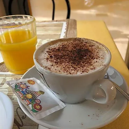 Hotel La Caravella 2*