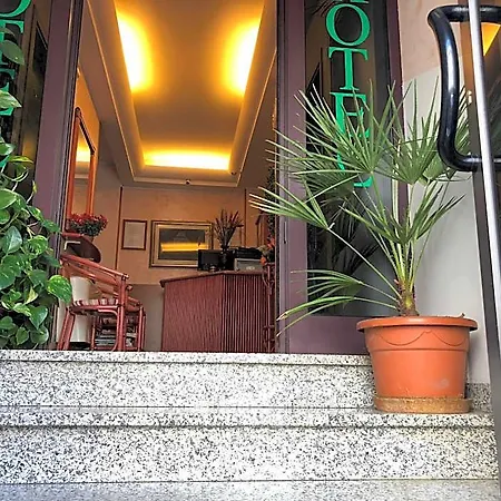 La Caravella Hotel 2*