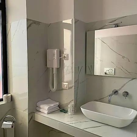 Oasi Village Hotel Milan