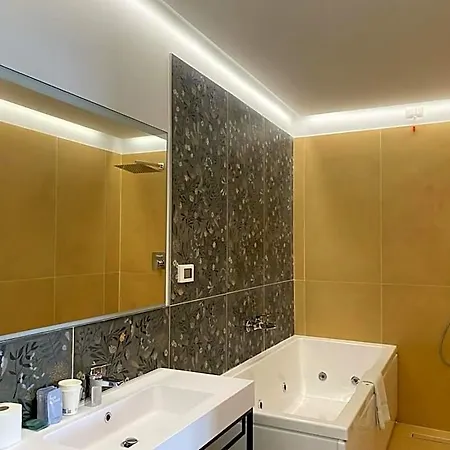 Oasi Village Hotel 3*