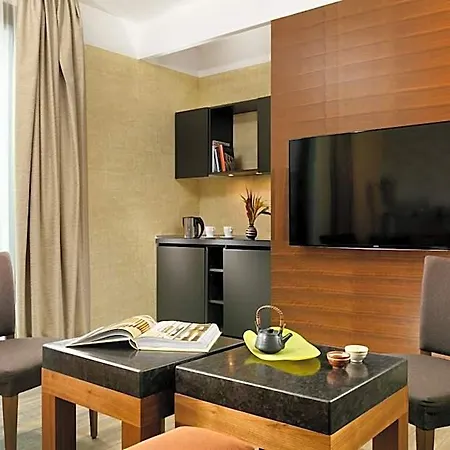 Milan Suite Hotel 4*