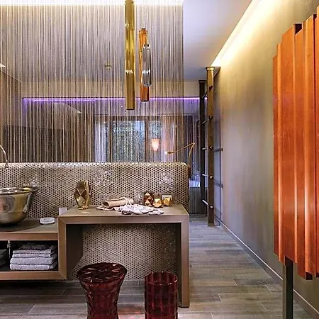 Milan Suite Hotel Hotel 4*