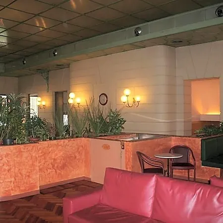 Hotel Albert Hotel