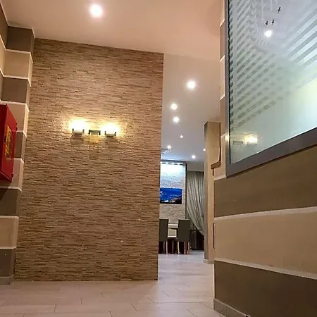 Montecarlo Hotel Milan