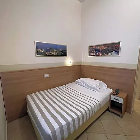 Hotel Montecarlo 3*