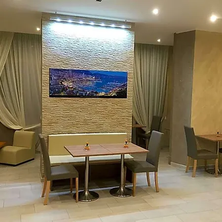 Montecarlo Hotel Milan