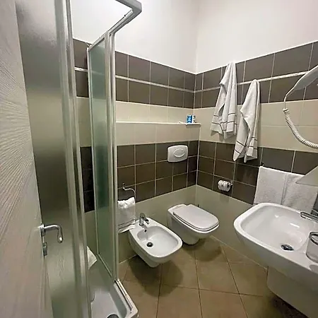 Hotel Montecarlo Milan