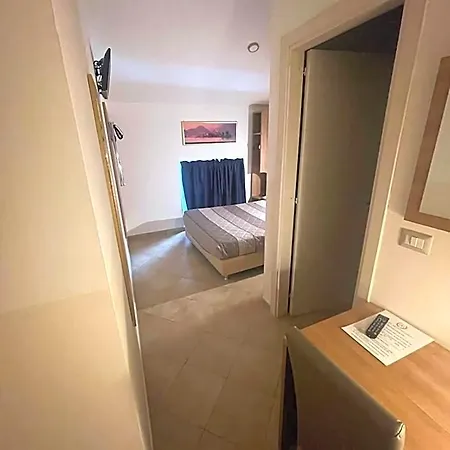 Hotel Montecarlo Milan